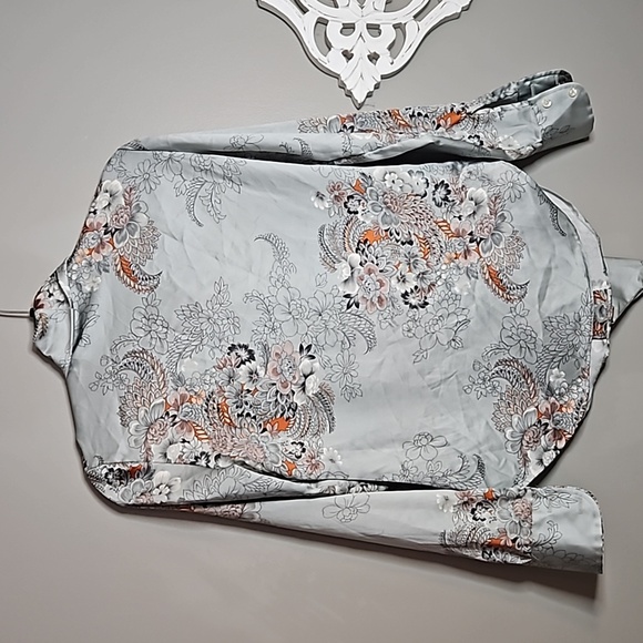 Stuart Lang painted silk look blouse - Picture 4 of 6